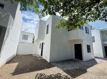 Casa · 2 Recámaras · 1 Estacionamiento · Casa en Venta Col. Candelario Garza