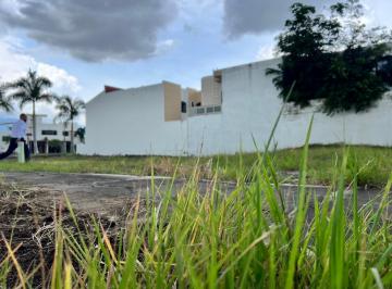 Terreno / Lote · 170m² · Terreno en Venta