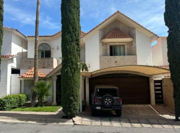 Casa de 3 habitaciones, Chihuahua · Residencia de Lujo en Venta en Haciendas del Valle II