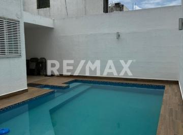 Casa · 170m² · 3 Recámaras · 2 Estacionamientos · Venta de Casa de 3 Recámaras a 3 Cuadras de Plaza Galerías Mérida, Yuc. - (4)