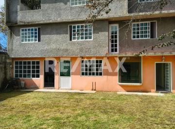 Casa · 248m² · 4 Recámaras · ¡Amplia Casa en Excelente Ubicación Al Pie de Los Volcanes! - (4)