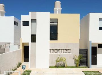 Casa · 125m² · 2 Recámaras · 2 Estacionamientos · En Venta Casas en Fraccionamiento Paraiso Caucel, Mérida