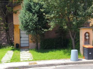 Casa en condominio de 3 habitaciones, Toluca · Renta Casa Frente a Tec de Monterrey Campus Toluca