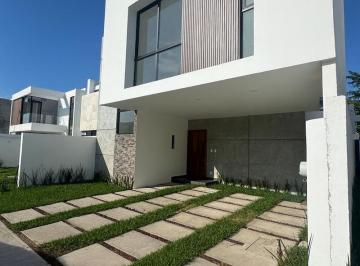 Casa · 160m² · 3 Recámaras · 2 Estacionamientos · Casa Lomas del Dorado Boca del Rio Veracruz
