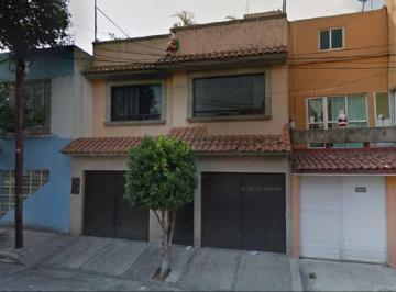 Casa de 4 habitaciones, Benito Juárez · Casa en Vertiz Narvarte con 4 Recamaras
