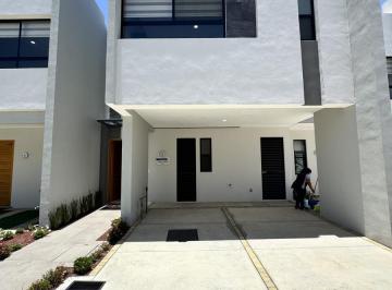 FACHADA TENERIFE · Ultima Casa en Venta con Roof Garden, Lomas de Angelópolis
