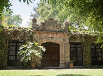 Terreno / Lote · 300m² · 5 Recámaras · 10 Estacionamientos · Terreno en Venta en Col. Tianguistengo, Tepeji del Río, Hgo.