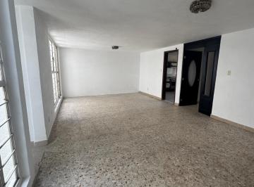 Casa de 5 habitaciones, Iztapalapa · Casa en Venta en Jardines de Churubusco - Opción a Duplex