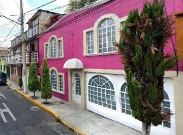 Casa de 3 habitaciones, Iztacalco · Casa en Iztacalco en Recuperacion Bancaria Cerca del Metro Iztacalco
