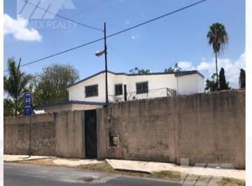 Casa · 518m² · Casa en Venta, San Nicolas, Mérida, Yucatán, Cesión de Derechos Adjudicatarios Sin Posesión Muy Nego