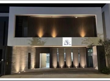 Casa · 362m² · 3 Recámaras · 3 Estacionamientos · Casa en Venta