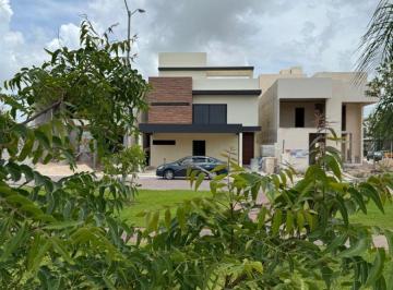 Casa en condominio de 4 habitaciones, Benito Juárez · Casa en Venta Via Cumbres, Cancun