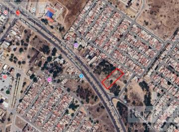 Terreno / Lote · 1999m² · Terreno en Venta, Sobre Eje Metropolitano, a La Altura de Blvd. Delta.