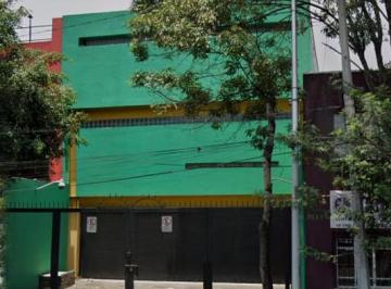 Bodega comercial · 600m² · 3 Recámaras · 4 Estacionamientos · Bodega Comercial en Nativitas