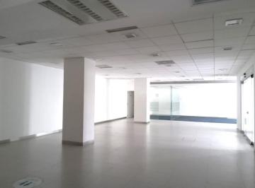 Local comercial · 510m² · 1 Recámara · 1 Estacionamiento · Local en Renta en Calzada Ermita Iztapalapa