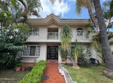 Casa de 8 habitaciones, Zapopan · Casa en Venta en Zapopan, Jalisco (Colli Urbano)
