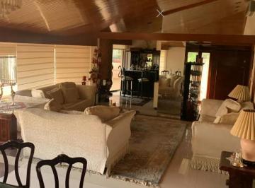 Casa · 495m² · 4 Recámaras · 5 Estacionamientos · Se Vende Casa Bosque de Las Lomas Cerca de Bosques de La Reforma