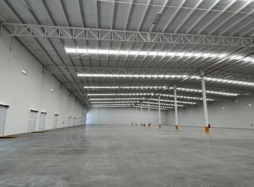 Bodega comercial · 8000m² · 1 Recámara · 10 Estacionamientos · Bodega Comercial en Renta en Queretaro