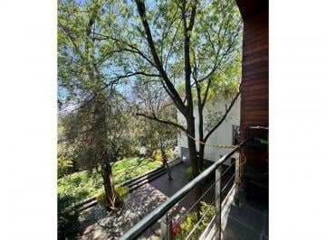 Casa · 1404m² · 3 Recámaras · 5 Estacionamientos · Casa en Venta en Lomas de Chapultepec