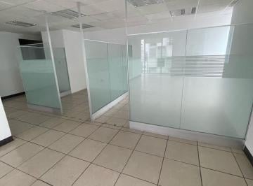 Oficina · 200m² · 4 Recámaras · 2 Estacionamientos · Oficina en Renta en Mariano Escobedo