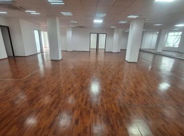 Oficina · 360m² · 3 Recámaras · 5 Estacionamientos · Oficina a Una Calle de Reforma