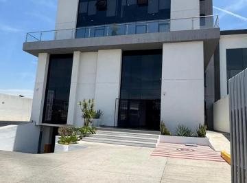 Oficina · 504m² · 8 Recámaras · 12 Estacionamientos · Oficina en Renta en Blvd. Bernardo Quintana Arrioja, Querétaro