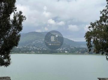 Casa · 700m² · 6 Recámaras · 4 Estacionamientos · Venta Casa en Valle de Bravo Estado de Mexico