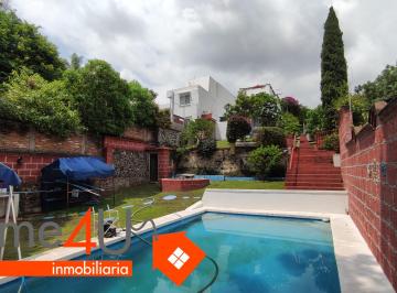 Casa de 6 habitaciones, Cuernavaca · Se Vende Como Terreno de ≈ 700 m² en Ubicación Privilegiada.