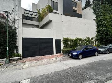 Casa de 3 habitaciones, Huixquilucan · Venta de Residencia a Estrenar