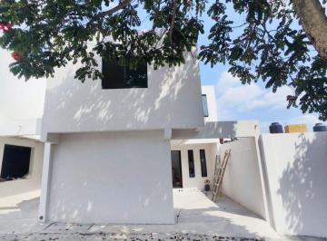 Casa en condominio de 2 habitaciones, Cuernavaca · Casa Nueva en Condominio de Seis Casas
