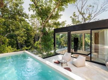 Casa · 321m² · 3 Recámaras · 2 Estacionamientos · House in Region 15 Kukulcan