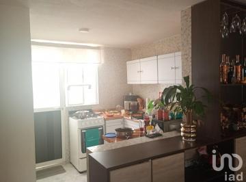 Casa · 61m² · 2 Recámaras · 1 Estacionamiento · Venta de Casa con Jardin en Tulancingo