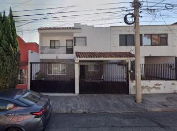 Casa de 4 habitaciones, Guadalajara · Casa en Venta En, Bilbao 2522, Santa Monica, Guadalajara, Jal.