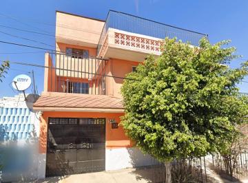 Casa de 4 habitaciones, Nezahualcóyotl · Casa en Venta en Nezahualcóyotl, Estado de México