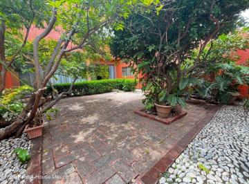 Casa uso de suelo de 5 habitaciones, Querétaro · Casa en Venta con Uso de Suelo Comercial en El Centro Kh