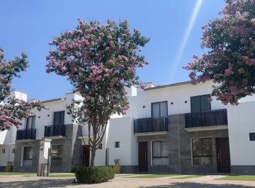 Casa de 3 habitaciones, León · Casa en Venta en León Guanajuato