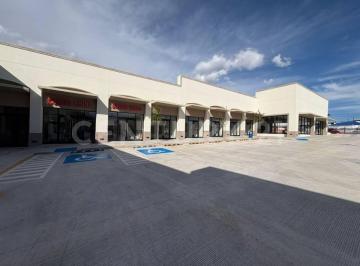 Local comercial · 36m² · 67 Estacionamientos · Locales en Renta Plaza Zarco, Chihuahua