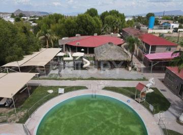 Local comercial · 2133m² · Salon de Eventos en Renta en Colonia 3 de Mayo en Chihuahua, Chih.