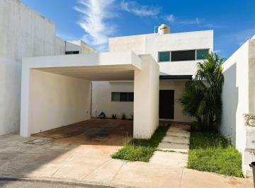 Casa en condominio · 146m² · 2 Recámaras · 2 Estacionamientos · Casa en Privada Magnolia con Piscina y Amplias Amenidades