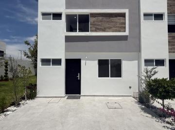 Casa en condominio · 108m² · 3 Recámaras · 2 Estacionamientos · Casa en Venta en Zekkei II