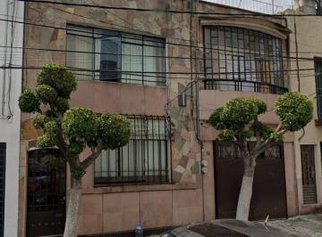 Casa de 3 habitaciones, Miguel Hidalgo · Casa en Anzures de Remate Bancario