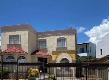 Casa · 169m² · 2 Recámaras · Casa en Residencial Cumbres