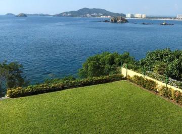Departamento de 4 habitaciones, Zihuatanejo de Azueta · Departamento en Venta en Ixtapa.