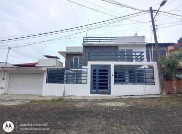 3594839018fe1880bc855b9b2681dc769f8ec74e0818d616834ec56b89fc44eb · Casa 4 Recamaras, Circuito Las Aguilas, Garage 4 Vehiculos