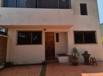 Casa de 3 habitaciones, Iztapalapa · Casa de 200 m² con 3 Recámaras en Venta en Lomas Estrella