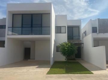 Casa de 4 habitaciones, Mérida · Casa con 306 m² Superficie de Terreno y 4 Habitaciones en Venta en Cholul