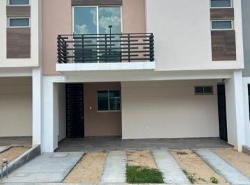 Casa · 120m² · 3 Recámaras · 2 Estacionamientos · Casa en Renta en Provenza, Culiacan, Sinaloa
