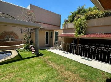 Casa en condominio de 4 habitaciones, Querétaro · Residencia en Venta en Qro Pedregal de Qro