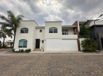 Casa de 3 habitaciones, San Andrés Cholula · Venta de Casa en Esquina Zona Lomas de Angelópolis 2, San Andrés Cholula