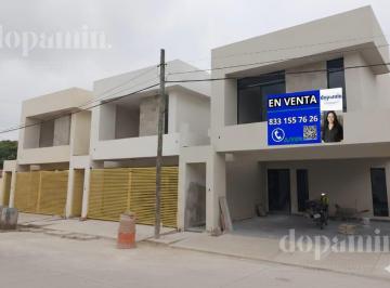 Casa · 240m² · 3 Recámaras · Casa en Los Mangos